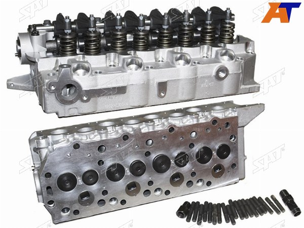Головка блока в сборе 0.8 mm MITSUBISHI DELICACANTERL300PAJERO 87-94