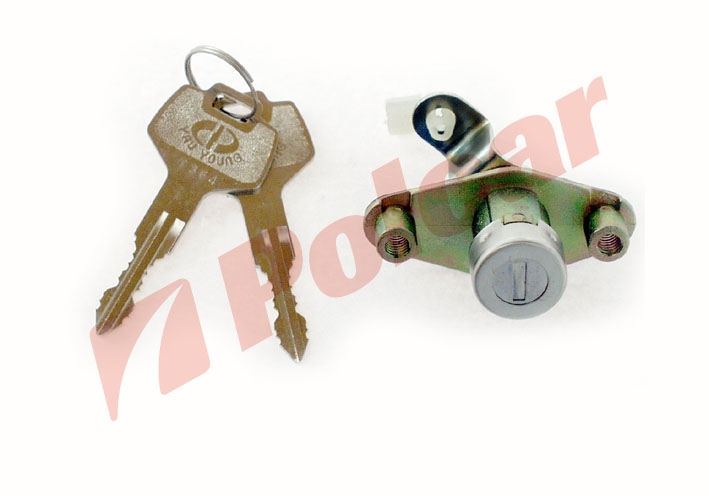 2729Z-15 ЗАМОК БАГАЖНИКА +2 КЛЮЧА