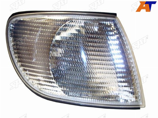 Габарит AUDI A6 94-97 RH белый