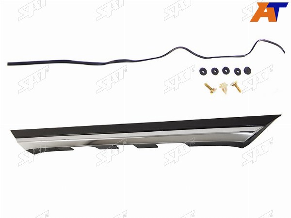 Молдинг крышки багажника TOYOTA COROLLA 16-19