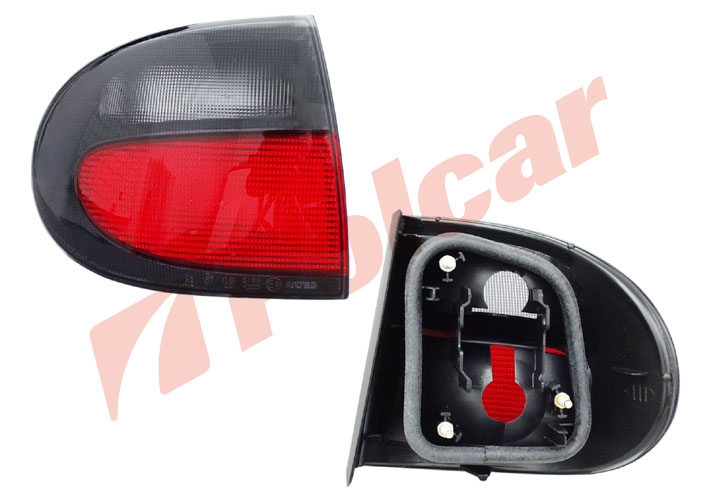 6007885E MEGANE 95-99 ФОНАРЬ ЗАДНИЙ ПРАВЫЙ  SEDAN