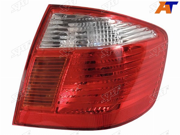 Фонарь задний TOYOTA PREMIO 01-04 RH