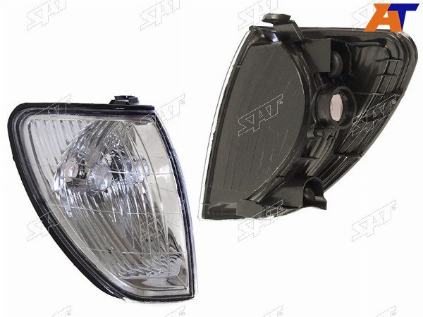 Габарит TOYOTA LAND CRUISER 100 00-05 RH хрусталь