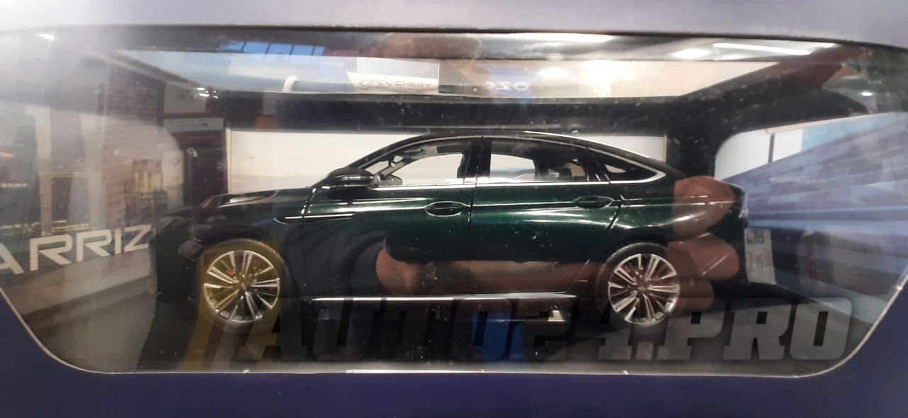 МОДЕЛЬКА АВТОМОБИЛЯ 1:18 Arrizo 8