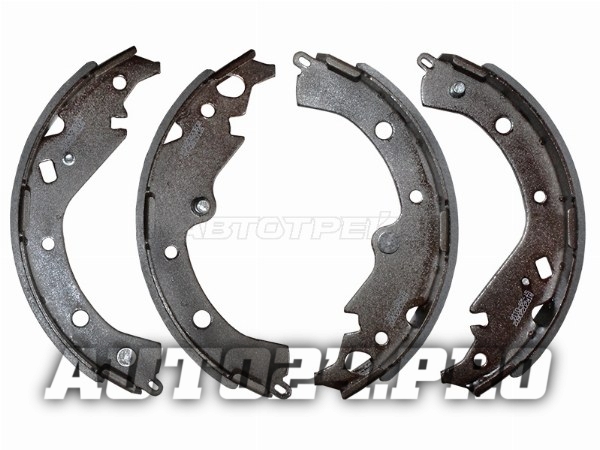 Колодки тормозные зад TOYOTA NOAH/VOXY AZR60 01-07/ISIS 04-14/RAV4 01-05 2,0D