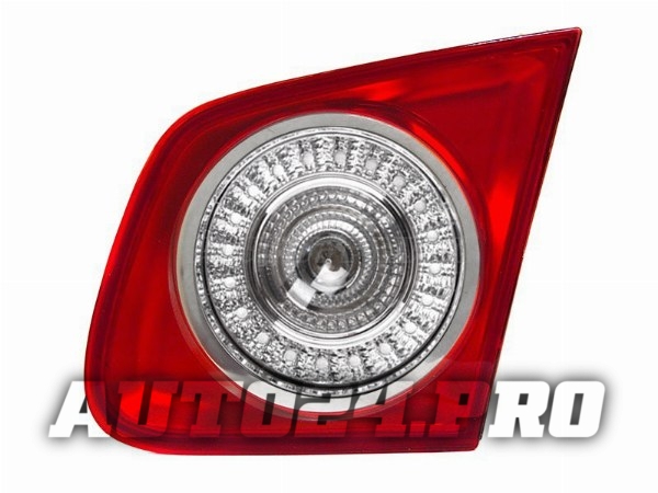 Фонарь в крышку багажника VW JETTA 05-10 RH