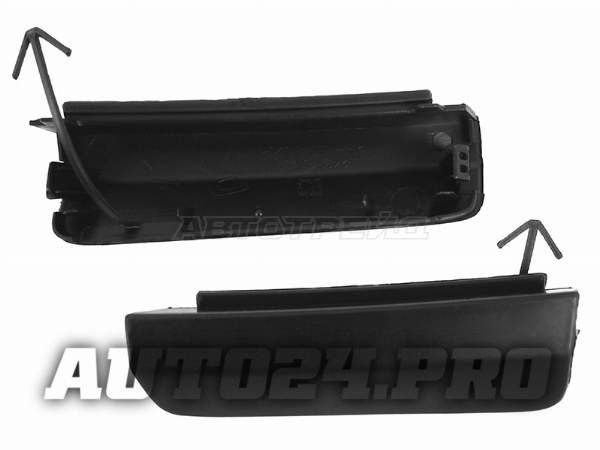 Заглушка в бампер TOYOTA RAV4 19- RH под крюк
