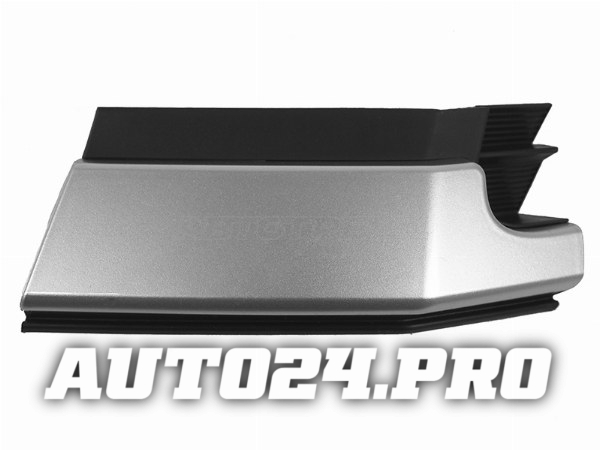 Заглушка в бампер TOYOTA HIGHLANDER 16-20 RH под крюк
