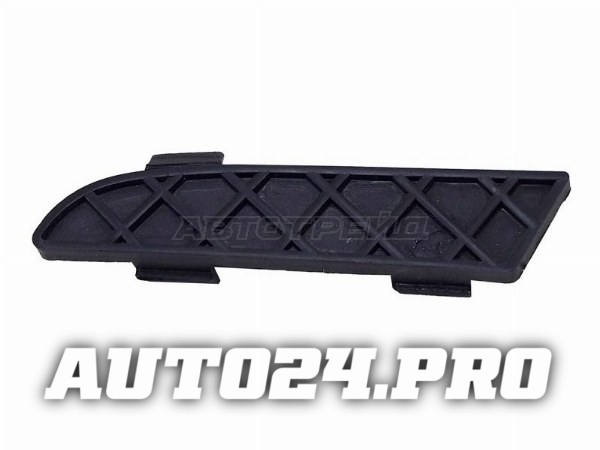 Заглушка в бампер FORD S-MAX 06-10 верхняя малая RH