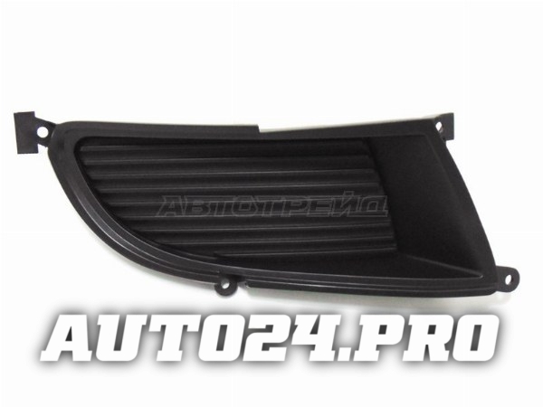 Заглушка в бампер MITSUBISHI LANCER 03-05 RH