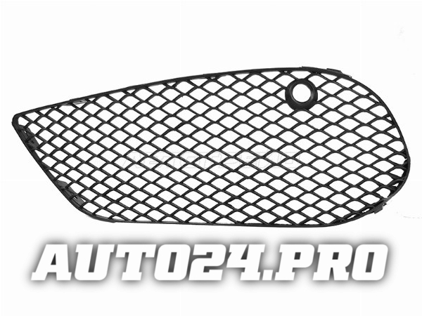 Решетка в бампер MERCEDES C-CLASS W205 14-17 LH AMG