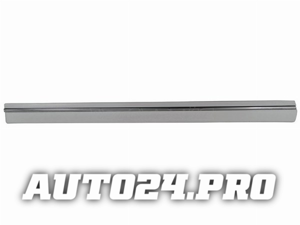 Накладка на дверь MERCEDES W210 98-02 LH передняя
