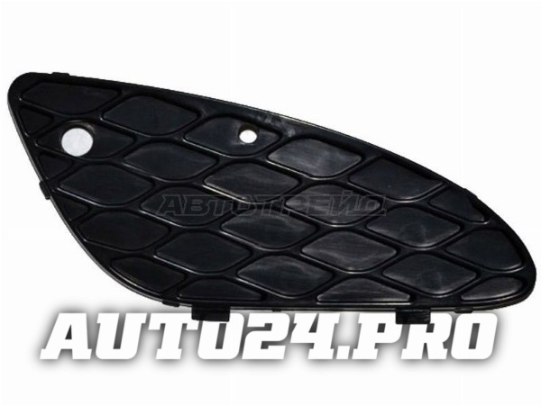 Решетка в бампер MERCEDES W211 02-06 RH ELEGANCE