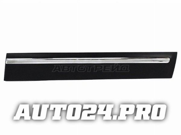 Накладка на переднюю дверь NISSAN QASHQAI/DUALIS 06-14 RH с хромом