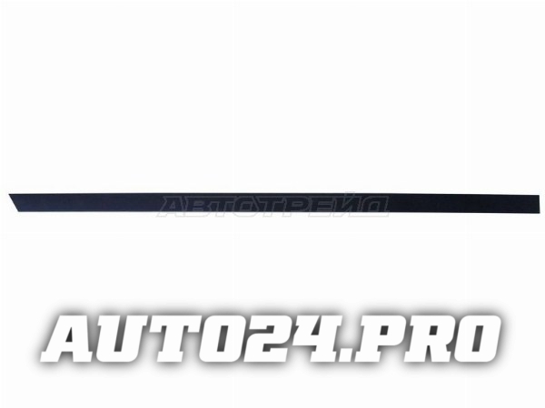 Накладка на заднюю дверь AUDI A6 97-04 RH верхняя
