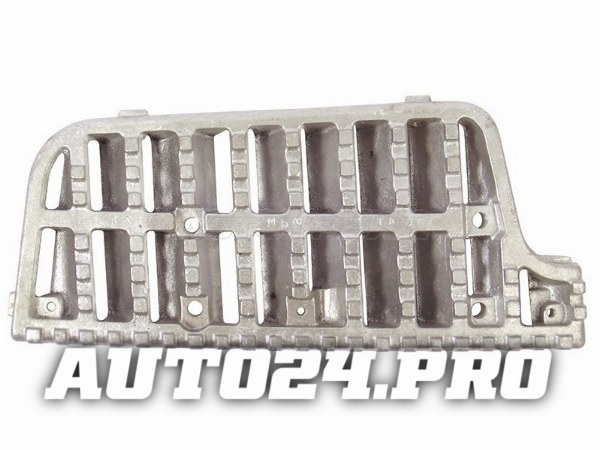 Вкладыш в подножку ISUZU GIGA/EXR ALLOY STEP UPPER LH 96-2000 низ