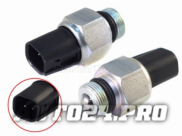 Датчик включения заднего хода FORD C-Max/Focus II/Mondeo III/IV/Transit 06-/VOLVO C30/S40 II/S46 II/