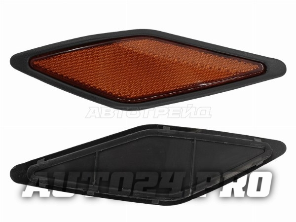 Поворот в накладку крыла MITSUBISHI PAJERO 99-06 RH