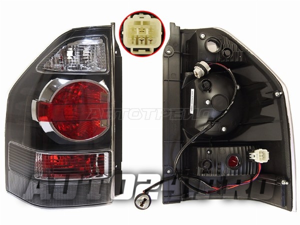 Фонарь задний MITSUBISHI PAJERO 03-06 LH чёрный